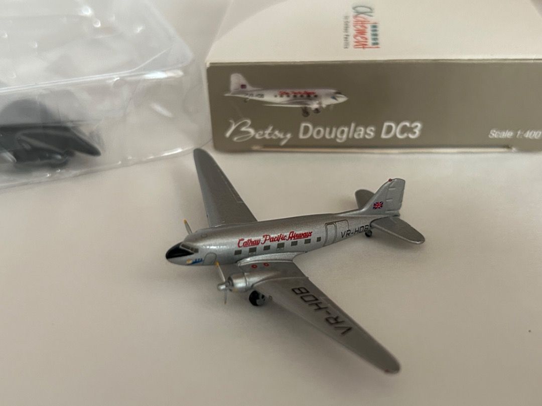 Douglas DC-3 