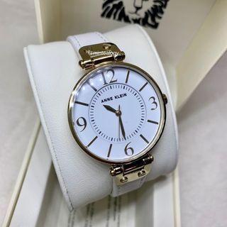 (Category: ) located in . Submitted by minthea.luxe (Listing ID 1332211605, Image 1). Description: .