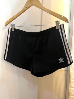 (Category: ) located in . Submitted by anges_closet (Listing ID 1334252530, Image 1). Description: .
