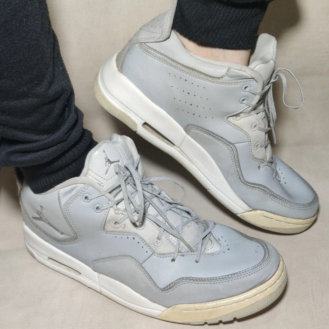 AIR JORDAN COURTSIDE 23 GREY FOG, Fesyen Pria, Sepatu Sneakers