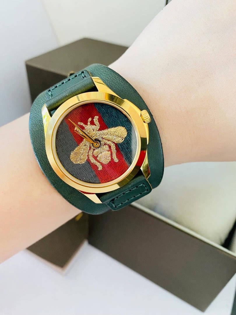 Auth GG Leather G Timeless Bee Dial Unisex Watch Women s Fashion Watches Accessories Watches on Carousell