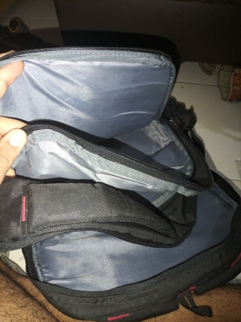 Backpack (Category: Backpacks) located in Singapore. Submitted by arabmaniga (Listing ID 1334230808, Image 3). Description: bought it and used only once. 9.5/10 condition. doesn't look used. dm for more pics and can negotiate.