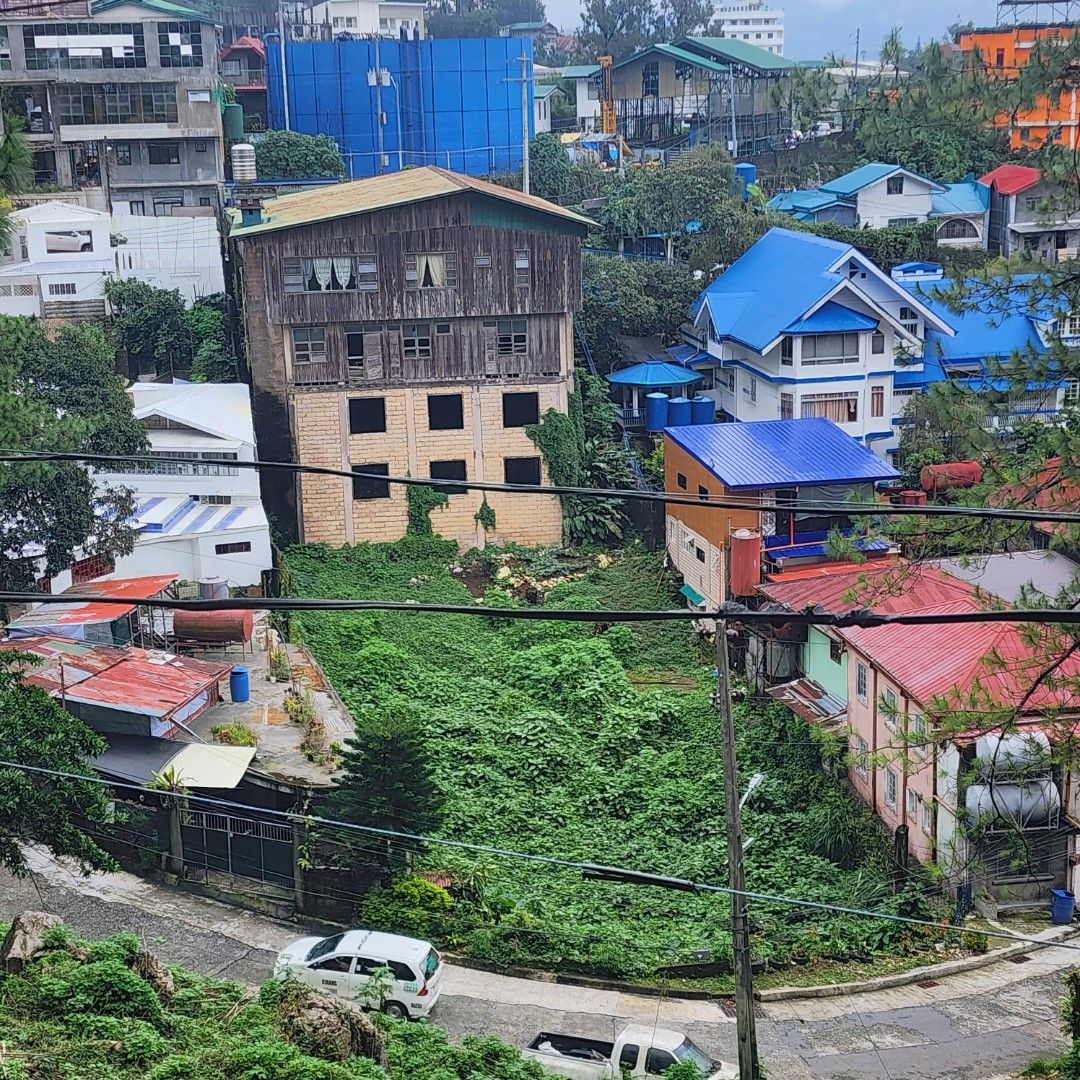 Baguio Property For Sale (Category: House & Lot) located in Manila. Submitted by jedclark740988 (Listing ID 1334296404, Image 2). Description: Baguio City Lot with old house for SALE! Lot area: 822 sqm Excess lot: 234 sqm Total lot area: 1,056 sqm With old structure house 2 Access Roads Clean title Updated Real Property Tax Infront of Lourdes Grotto (Tourist Spot) Very good location Good for Housing development etc. Interested buyers can contact 