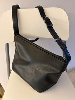 （分類：）位於 。 由 2099866 提交（商品編號 1334271169，圖片 1）。簡介： 。