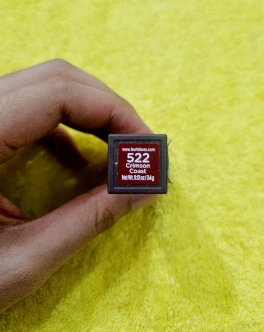 BURTS BEES 522 CRIMSON COAST (Category: Makeup) located in Manila. Submitted by luxeclassyshop (Listing ID 1334305053, Image 2). Description: BURTS BEES 522 CRIMSON COAST 3.4g Shade : 522 CRIMSON COAST BOX 008.