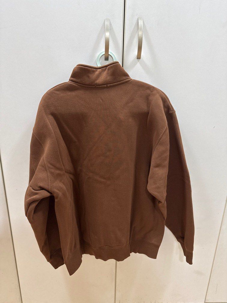 GU Brown Quarter Zip (Category: Coats, Jackets and Outerwear) located in Manila. Submitted by ooks_ (Listing ID 1334275699, Image 3). Description: GU Quarter Zip - Medium - Almost new, worn once. - Bought this in Japan early this year. - Perfect for old money vibe fits 😎 .