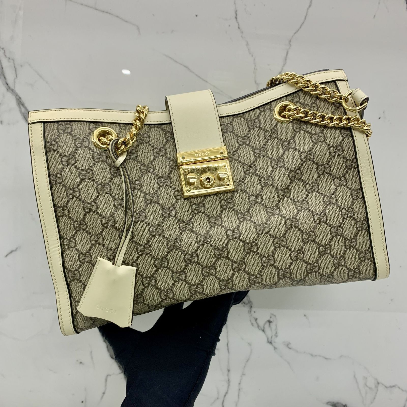 Gucci 479197 deals