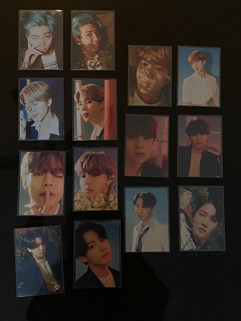 HYBE INSIGHT PHOTOCARD SET BTS WITH CASE (Category: K-Wave Merchandise) located in Bulacan. Submitted by findingtreasuresph (Listing ID 1334307527, Image 2). Description: WITH PHOTOCARD SLEEVES.