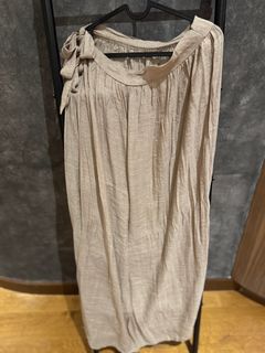 (Category: ) located in . Submitted by sourcedfinds (Listing ID 1334290133, Image 1). Description: .