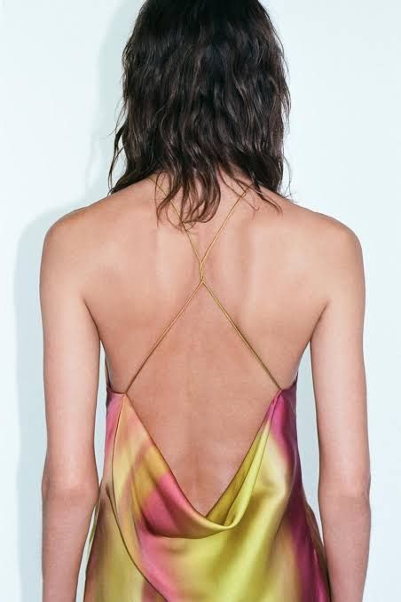 why do people see white and gold in the dress Elegant V-Line Backless Dress – Customizable Fit and Timeless Glamour main image 0