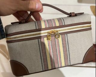 （分類：）位於 。 由 dbw_dbw 提交（商品編號 1334326508，圖片 1）。簡介： 。