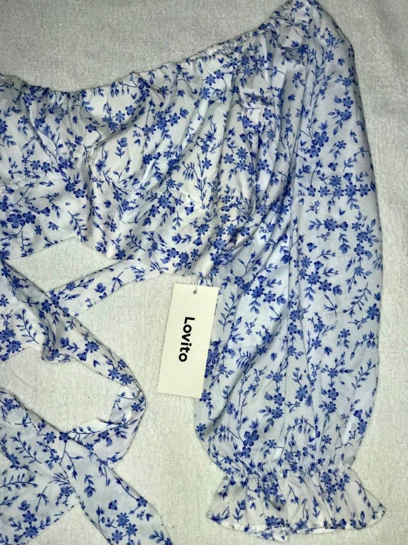 Lovito Floral Long Sleeves Top (Category: Others Tops) located in Manila. Submitted by inrah (Listing ID 1334303435, Image 3). Description: BRAND NEW WITH TAG SIZE : LARGE RFS : Decluttering NO ISSUE ‼️ OVERALL CONDITION : 10/10.