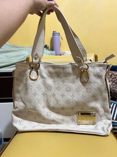 (Category: ) located in . Submitted by Ms.Leng07 (Listing ID 1334249636, Image 1). Description: .