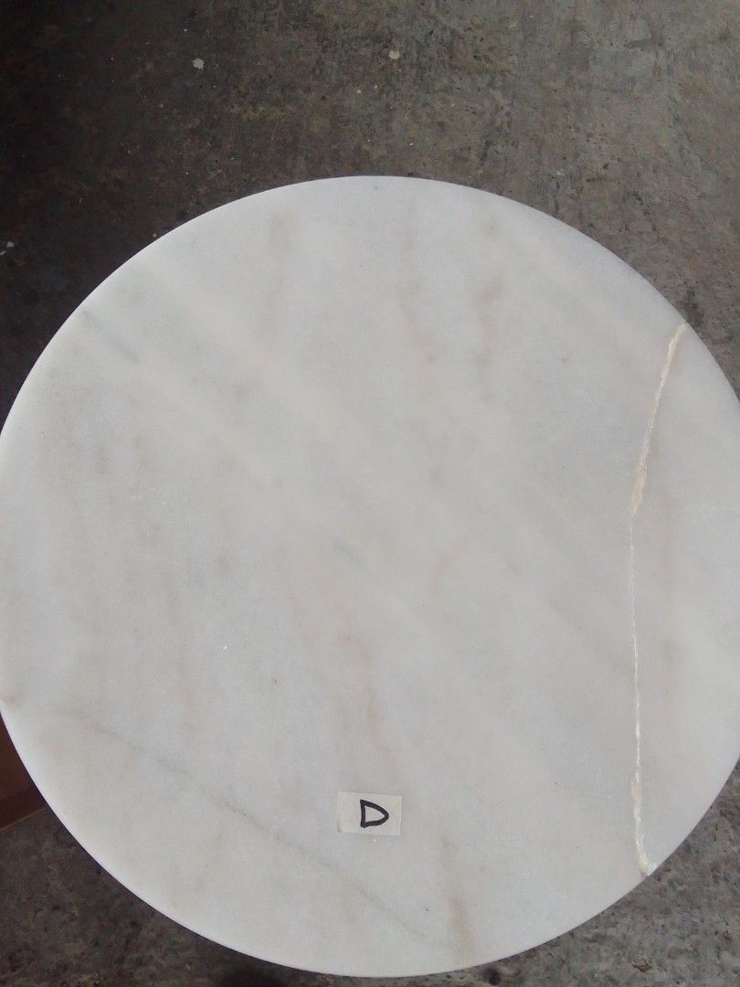 Marble Side Table (Category: Everything Else Others) located in Plaridel. Submitted by tonilousg (Listing ID 1334372272, Image 3). Description: Marble Side Table Refurbished Surplus Pls see pics for issue 0942 441 0823.