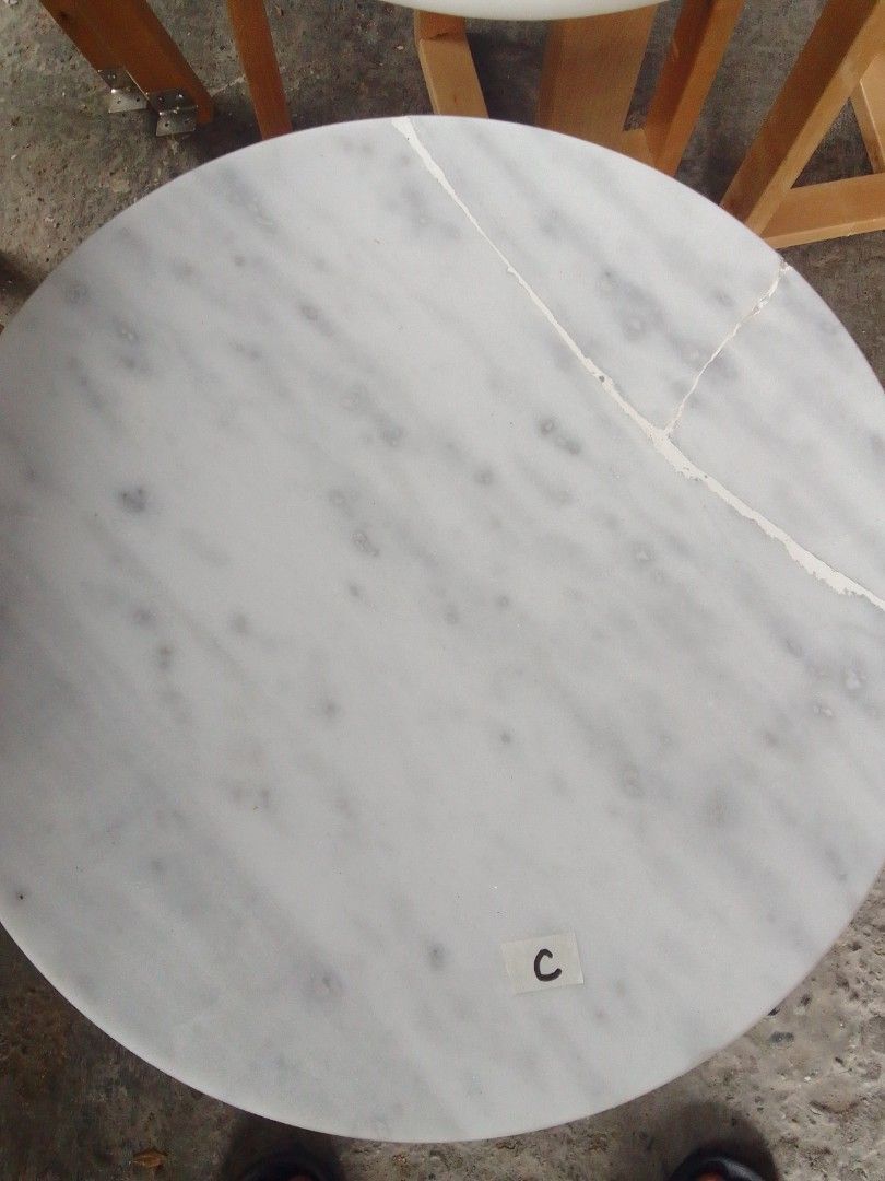 Marble Side Table (Category: Everything Else Others) located in Plaridel. Submitted by tonilousg (Listing ID 1334372272, Image 2). Description: Marble Side Table Refurbished Surplus Pls see pics for issue 0942 441 0823.