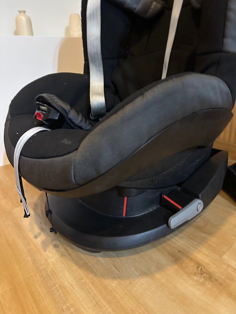Maxi Cosi Baby Car Seat fixed low price. No haggling
