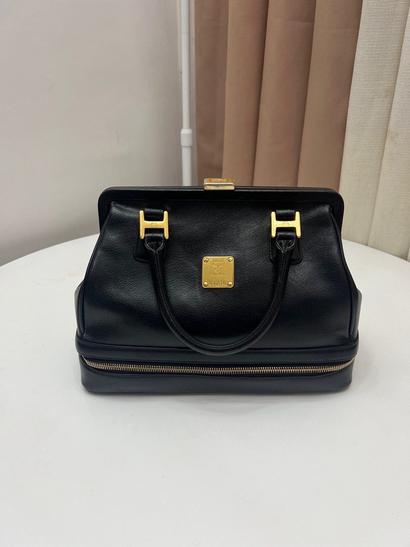 MCM Doctors (Category: Luxury Bags & Wallets) located in Manila. Submitted by bagrx (Listing ID 1334327300, Image 1). Description: rare authentic .