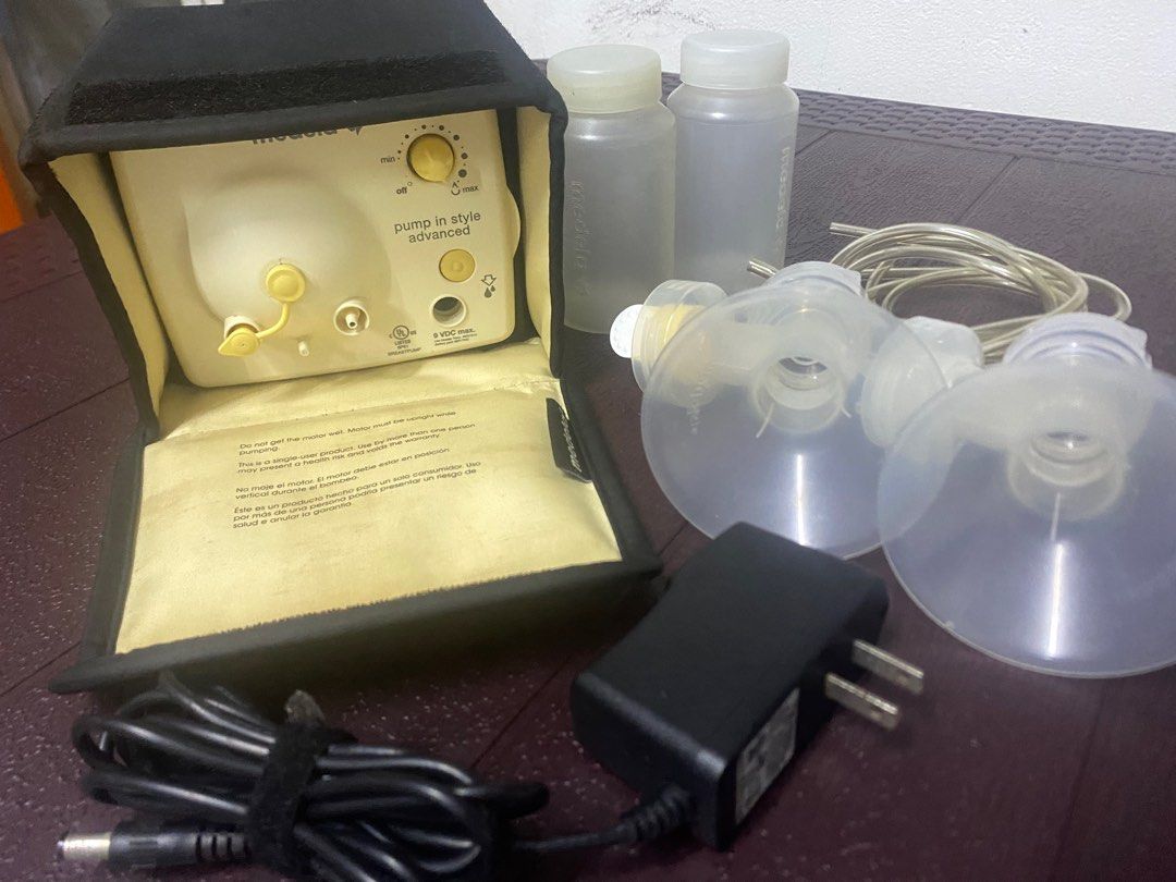 Medela Pump in Style Advance Preloved (Category: Breastfeeding & Bottle Feeding) located in Manila. Submitted by smda_10 (Listing ID 1334298238, Image 2). Description: Rfs: decluttering In good condition ang motor pump. Sira ang isang membrane. 2 tubes and 2 milk storage bottle are included. .