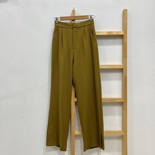 (Category: ) located in . Submitted by basicvintagewear (Listing ID 1334355064, Image 1). Description: .