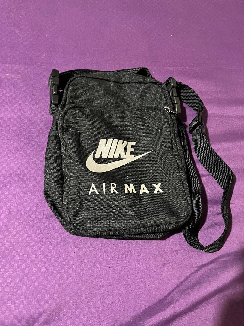 nike air max sling bag