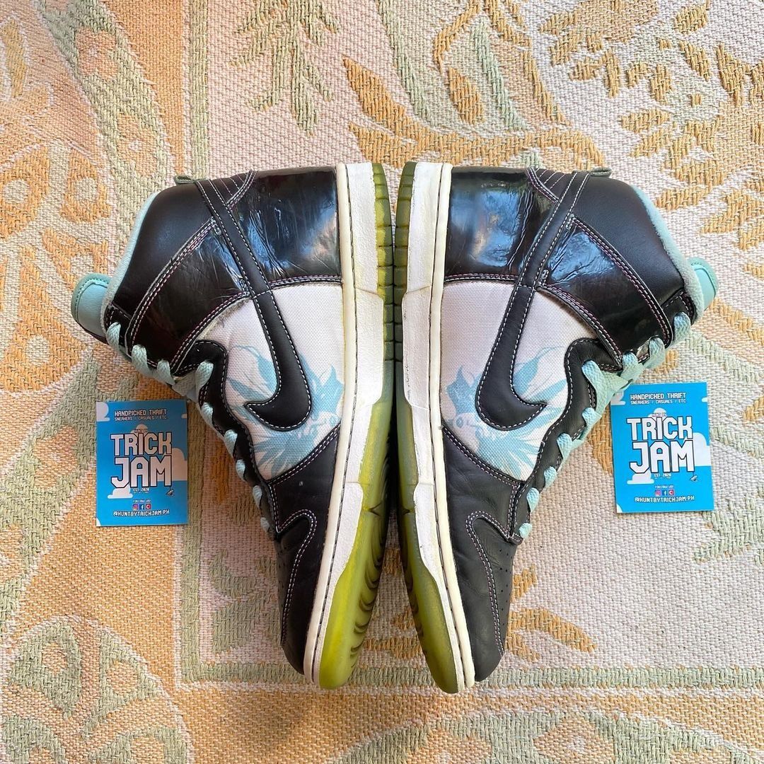 Nike dunk santana hot sale