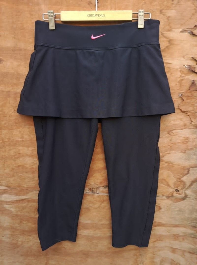 Nike skirted capri pant sale