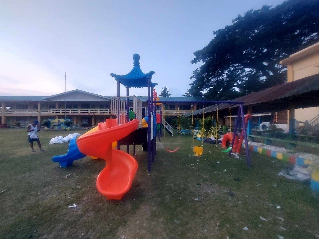 Playground Equipment (Category: Kids Toys) located in Quezon City. Submitted by furniturefinds888 (Listing ID 1334190052, Image 2). Description: .