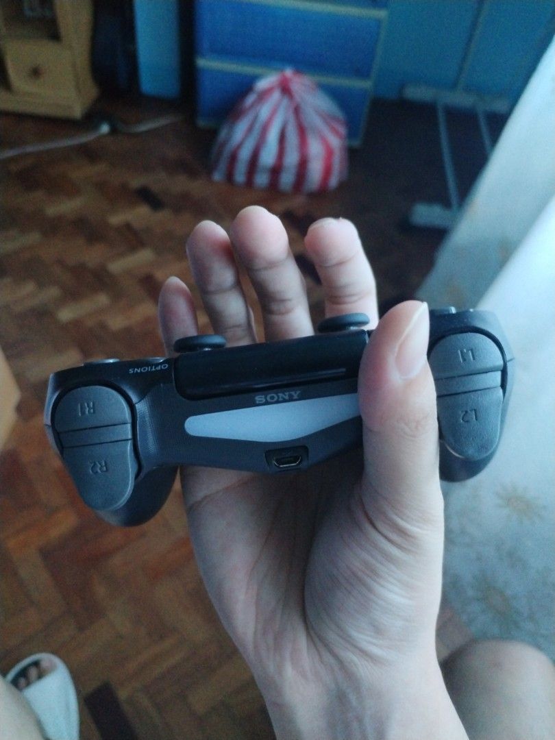 Playstation 4 Controller, Video Gaming, Gaming Accessories, Controllers