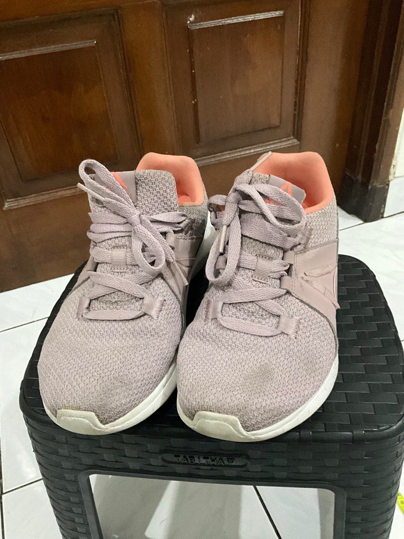 Reebok cn6755 sales