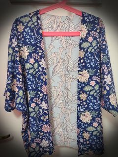 (Category: ) located in . Submitted by jadore_closet (Listing ID 1334321355, Image 1). Description: .