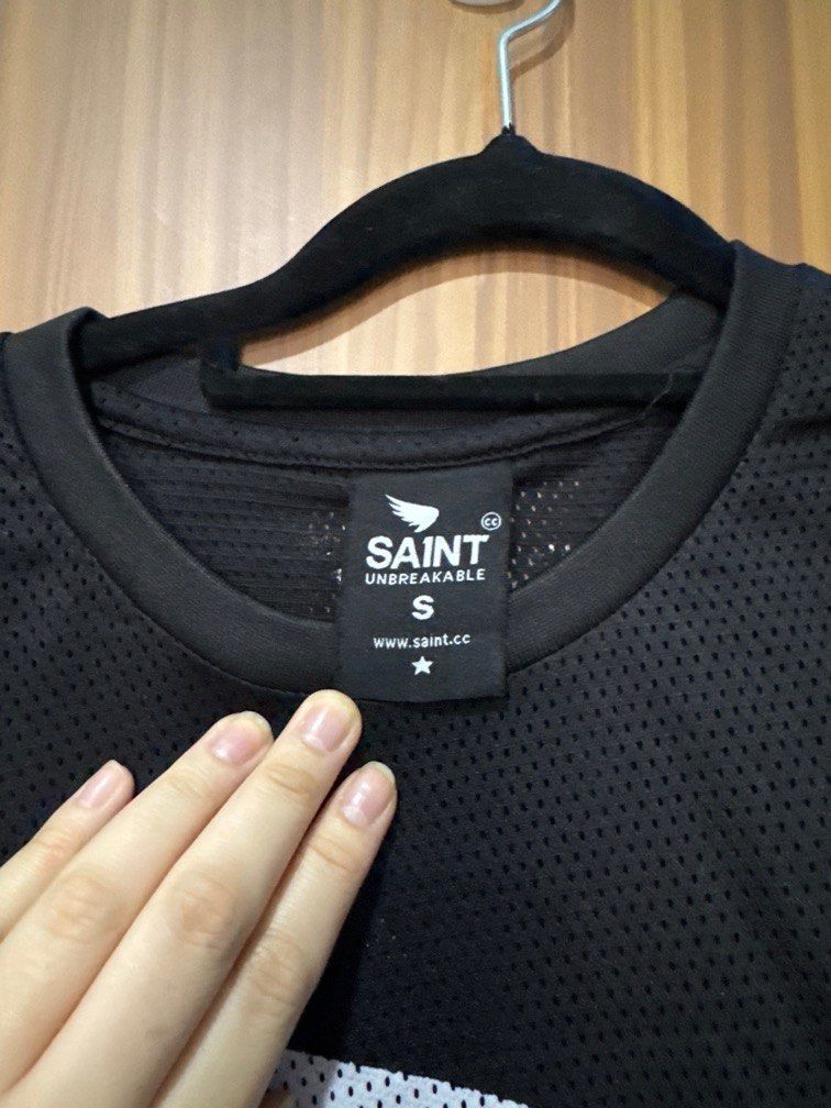 Saint Motorcycle mesh Long sleeve top (Men) (Category: Activewear) located in Makati City. Submitted by stellularx (Listing ID 1334194096, Image 2). Description: Authentic Saint brand motorcycle long sleeve mesh type top. Size Small. Barely used..
