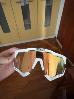 (Category: ) located in . Submitted by whatchulookingatboi (Listing ID 1334196034, Image 1). Description: .