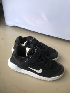 (Kategori: ) berada di . Dikirim oleh bocilngethrift (ID iklan 1334275438, Gambar 1). Deskripsi: .