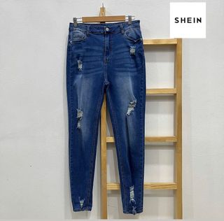 (Category: ) located in . Submitted by basicvintagewear (Listing ID 1334342132, Image 1). Description: .