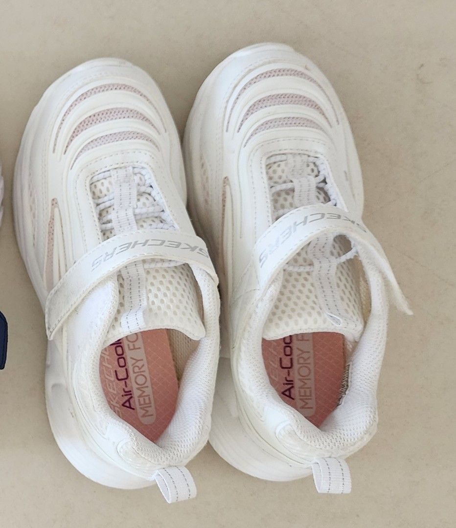 Skechers white shoes 2019 cheap