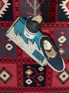(Category: ) located in . Submitted by 41_wardrobe (Listing ID 1334342003, Image 1). Description: .