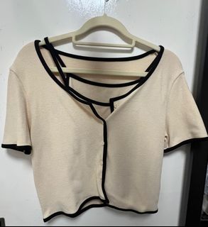（分類：）位於 。 由 eeeeylie 提交（商品編號 1334314322，圖片 1）。簡介： 。