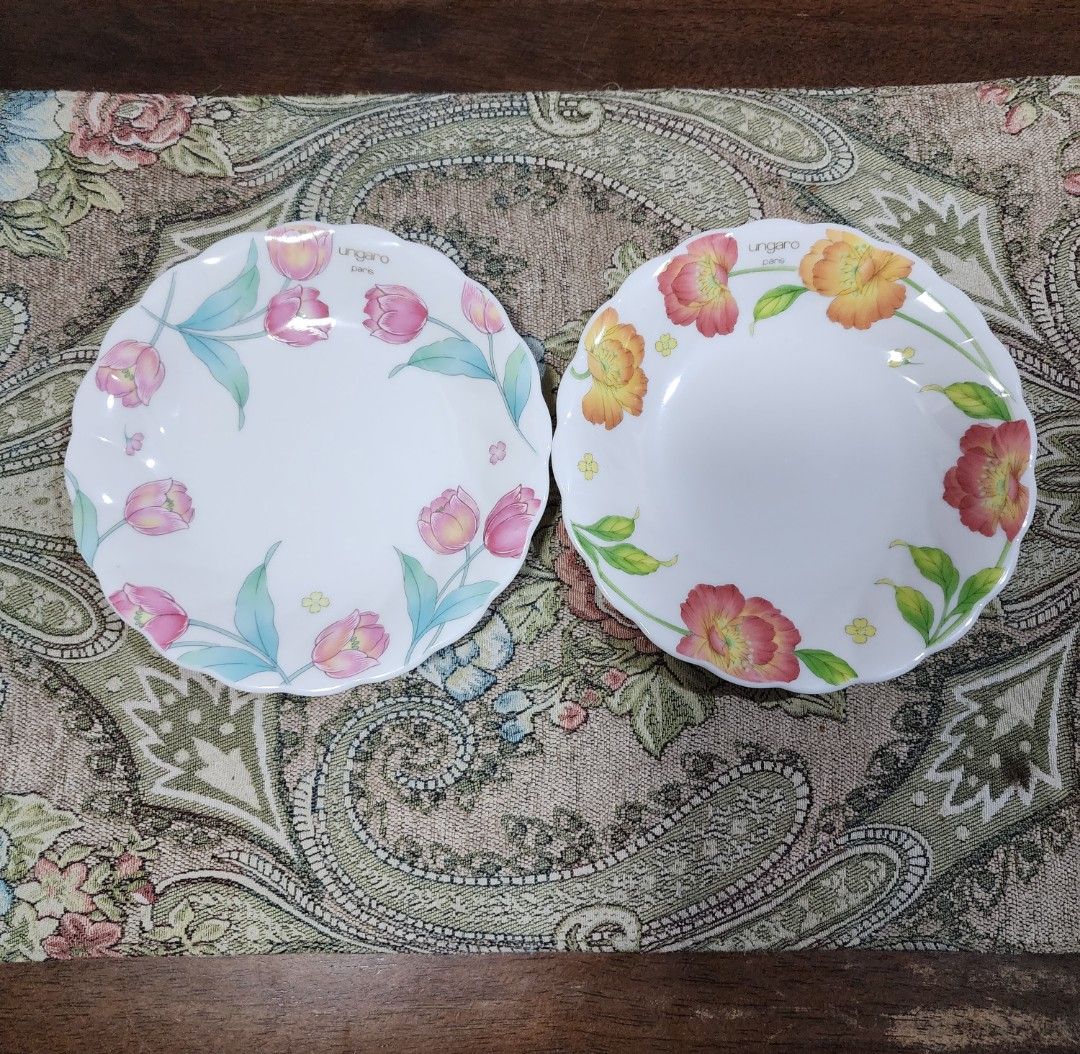UNGARO Cake Plates - per piece (Category: Dinnerware & Cutlery) located in Quezon City. Submitted by senyoramaria (Listing ID 1334369751, Image 1). Description: UNGARO PARIS Cake Plates 6.5 inches.