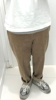 Uniqlo 杏色燈芯絨長褲629395607006751117