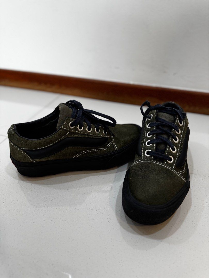 VANS UA Old Skool Lug Platform Sneakers Military Green Men s Fashion Footwear Sneakers on Carousell