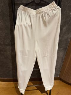 (Category: ) located in . Submitted by sourcedfinds (Listing ID 1334288589, Image 1). Description: .