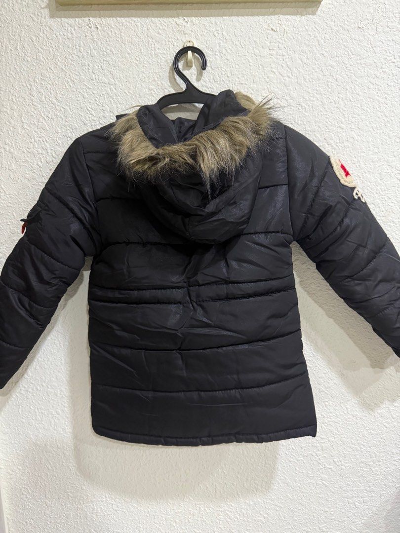 Winter Jacket (Category: Babies & Kids Fashion) located in Singapore. Submitted by alp (Listing ID 1334256295, Image 2). Description: .