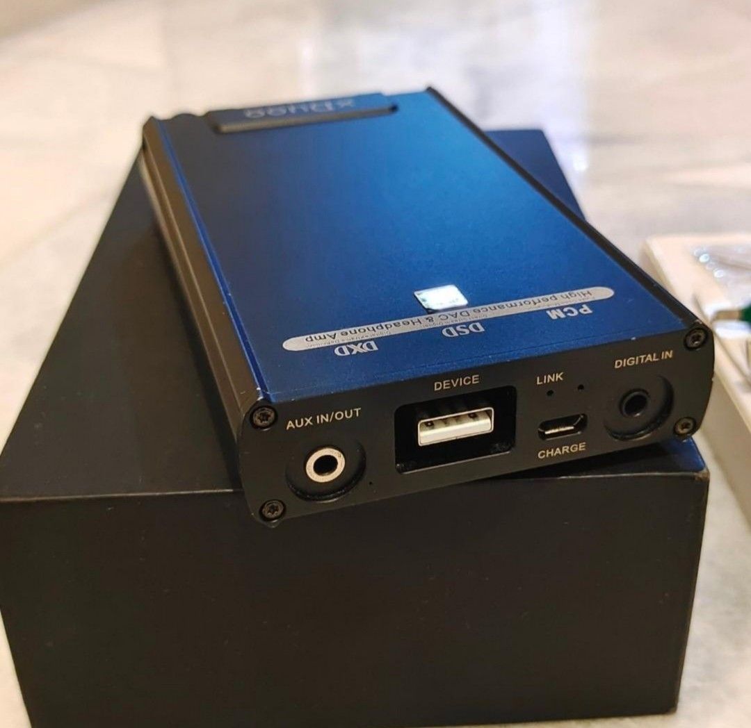 HiFi USB DAC SKYLARK-UAC2-ROCK ES9038Q2M | PCM 32-bit/768kHz DSD256 | Uscite 3.5mm E XLR | OLED Display Audio FFT | Plug-and-Play Per PC, Laptop, Smartphone E ARM