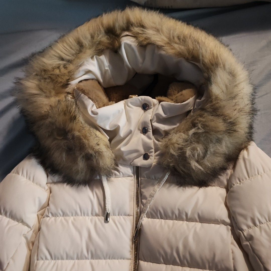 Zara Hooded Puffer Jacket Women s Fashion Coats Jackets and Outerwear on Carousell