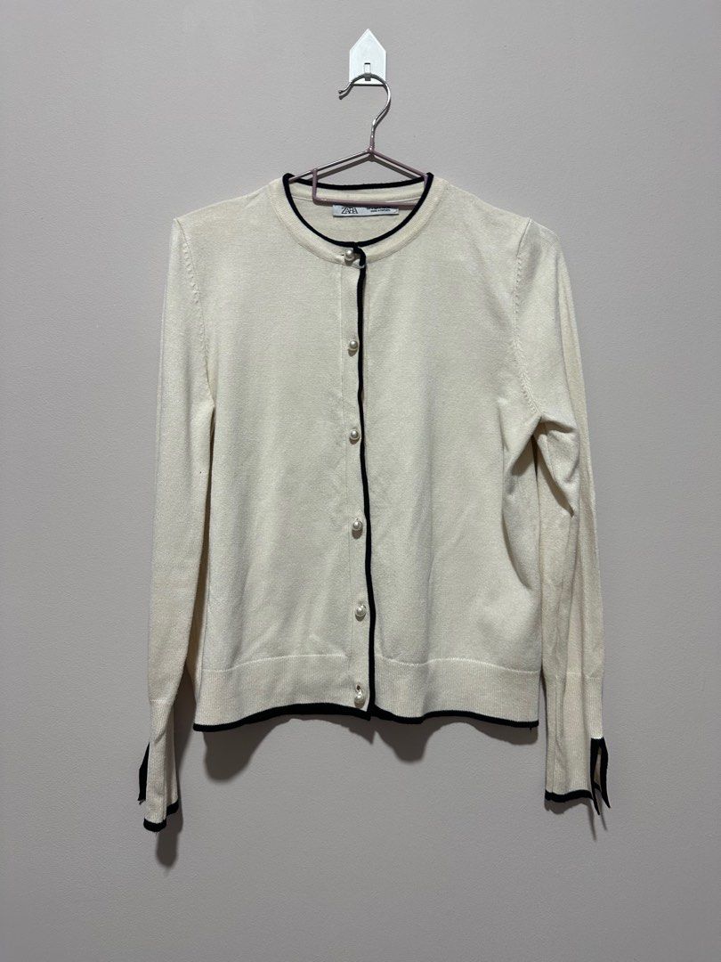 Zara pearl button sweater discount