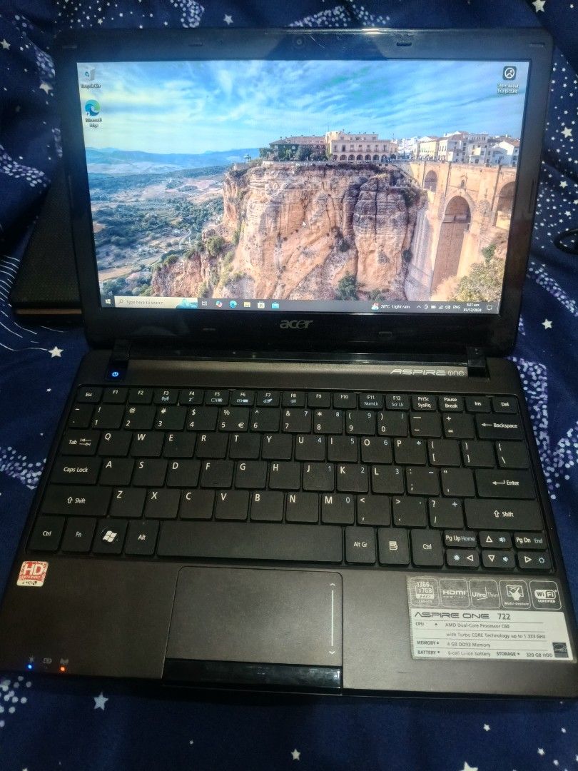Acer Aspire One 722, Windows 10pro, 256gb SSD (Category: Laptops & Notebooks) located in Noveleta. Submitted by simplegirl3 (Listing ID 1339169089, Image 1). Description: Price: 3,500 Specifications: AMD Dual-core Processor C60 with Radeon HD graphics 4gb RAM Upgraded to 256gb SSD storage Windows 10 Pro 64-bit OS Microsoft Office 365 - Perfect working condition. - 90% smooth, Lady owned. - Speakers, Keyboard, Touchpad, Charging port in great cond