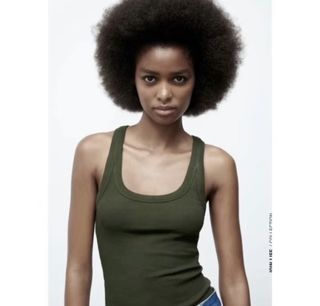 (Category: ) located in . Submitted by spicywardrobe_ (Listing ID 1339119822, Image 1). Description: .