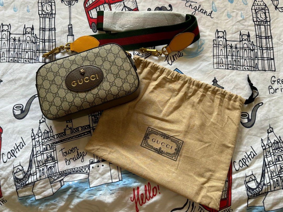Authentic Gucci Bag (Category: Bags & Wallets) located in Singapore. Submitted by t6n9kbzjt8 (Listing ID 1339170145, Image 2). Description: Authentic Gucci Camera Bag bought in Ion -Only used twice -Good as new -With box dust bag, paper bag and purchase receipt .