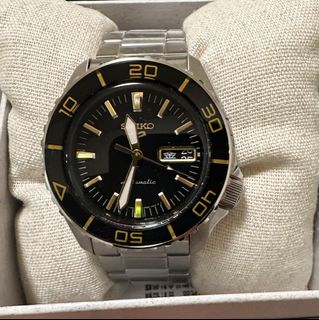 (Category: ) located in . Submitted by korn (Listing ID 1339101358, Image 1). Description: .