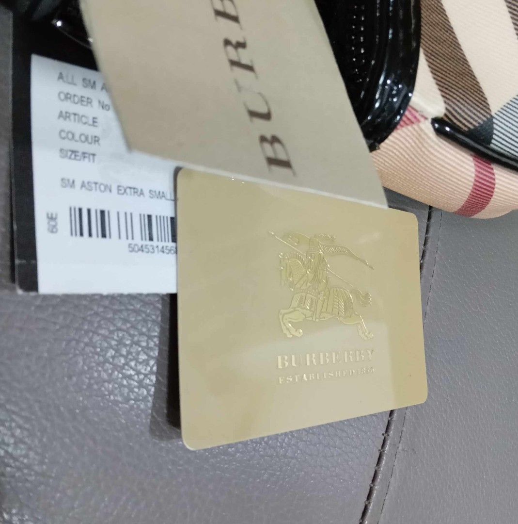 Burberry Supernova Pochette Type Bag (Category: Luxury Bags & Wallets) located in Taguig. Submitted by esa.agustin (Listing ID 1339056773, Image 3). Description: Original Burberry Supernova pochette type handbag. With dust bag, authenticity card and carecard..